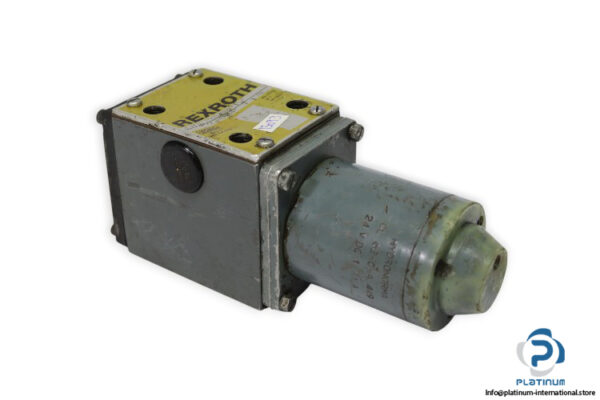 rexroth-4-WE-10-Y11_LG24NZ5L-directional-control-valve-used