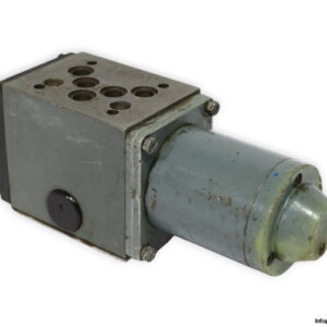 rexroth-4-WE-10-Y11_LG24NZ5L-directional-control-valve-used-3