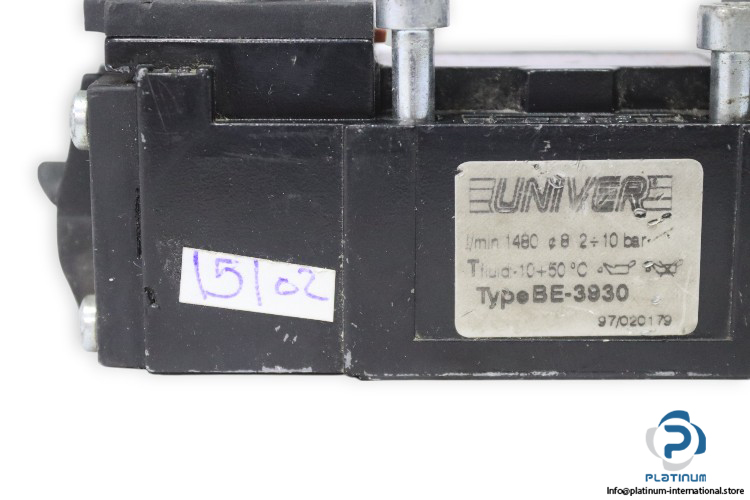 univer-BE-3930-solenoid-valve-used-1