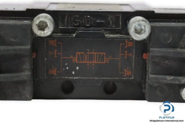 univer-BE-3930-solenoid-valve-used-2
