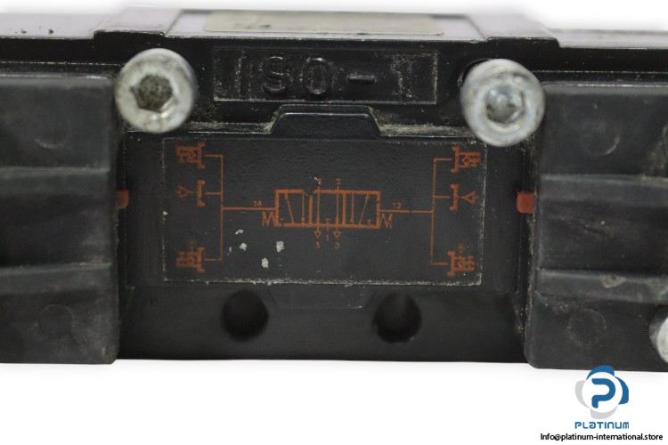 univer-BE-3930-solenoid-valve-used-2