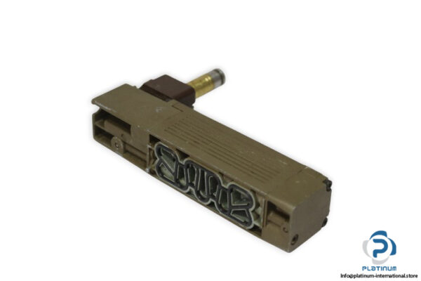 joucomatic-54090001-pneumatic-valve-used-2