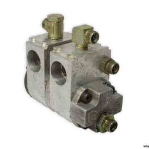 PLD10.4-X-gear-flow-divider-used