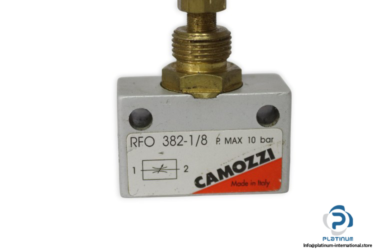 camozzi-RFO-382-1_8-flow-control-valve-used-1