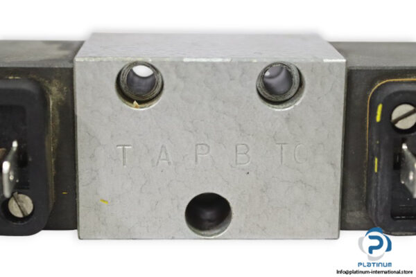 wandfluh-BE4D41-solenoid-operated-directional-valve-new-2