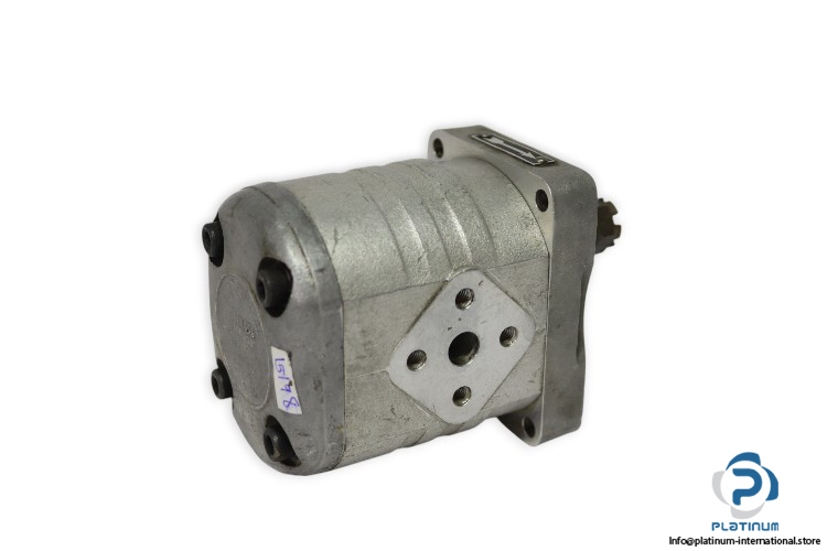 turolla-1TD75S-gear-pump-used-2