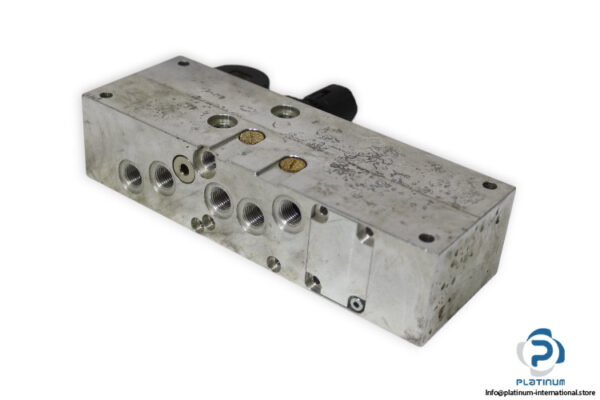 sca-schucker-87120.0002-hydraulic-valve-manifold-pressure-regulator-and-gauge-used-4