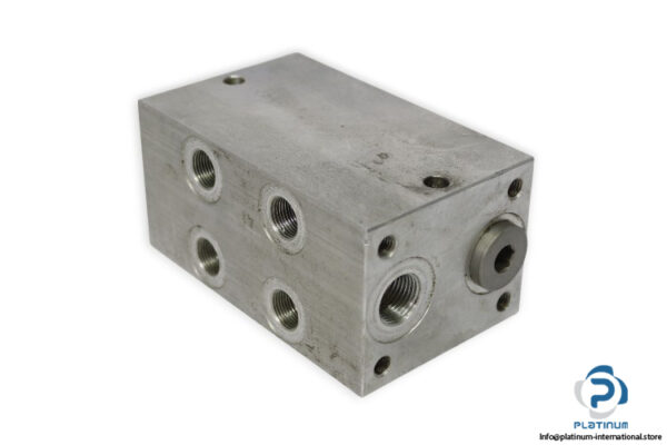 A0710-0-manifold-block-used-2