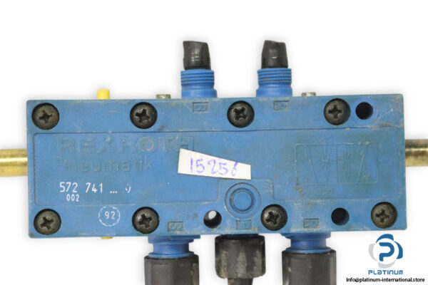 rexroth-572-741-0-solenoid-valve-used-1
