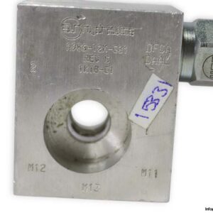 sun-hydraulics-A906-12M-G01-solenoid-operated-directional-poppet-valve-used-1