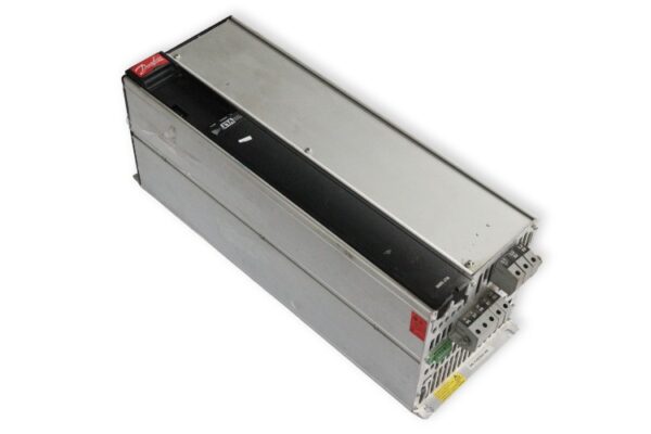 danfoss-VLT5032PT5C20SBR3D0F00A00C0-frequency-inverter-(used)