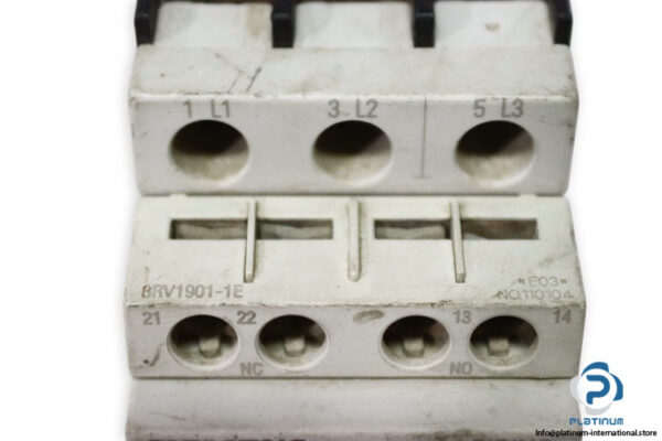 siemens-3RV1021-0HA15-circuit-breaker-(used)-2