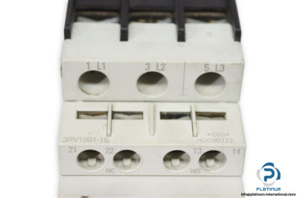 siemens-3RV1021-4AA15-circuit-breaker-(used)-2