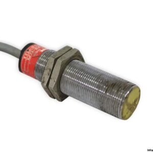 turck-BI5-M18-RZ3X-inductive-sensor-(used)-1