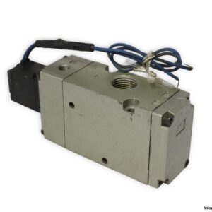 smc-VP742R-single-solenoid-valve-(used)-1