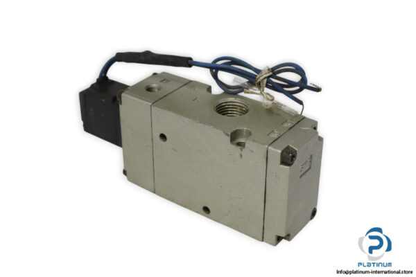 smc-VP742R-single-solenoid-valve-(used)-1
