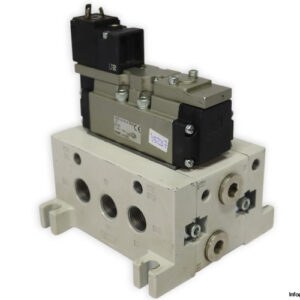 smc-EVS7-8-FG-S-3CV0-Q-single-solenoid-valve-(used)-1