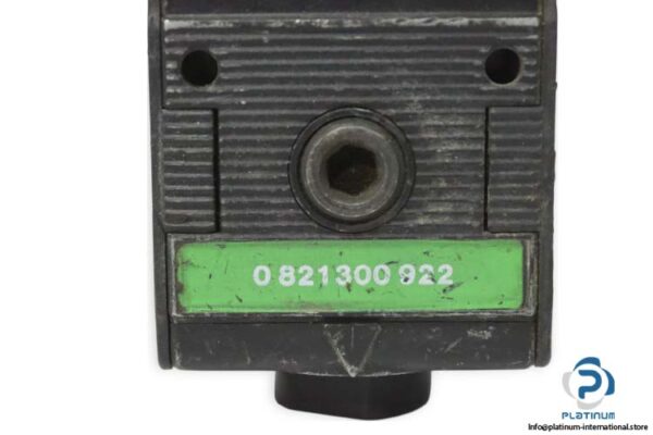 bosch-0-821-300-922-poppet-valve-used-1