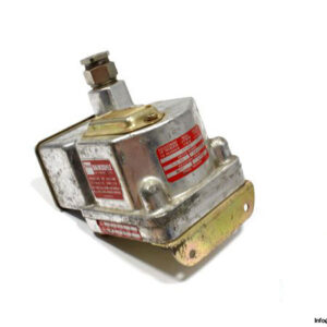 barksdale-D1T-H18-diaphragm-pressure-switch