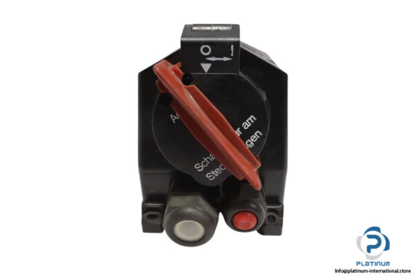 ceag-GHG-531-0016-R0016-ex-plugs-and-socket-(new)-1