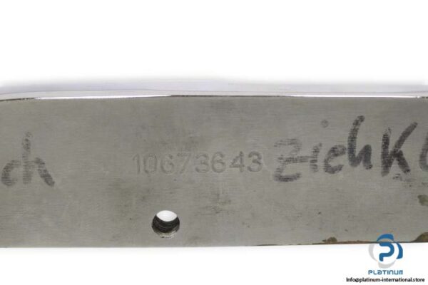 10673643-flat-blade-(new)-1