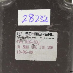 schmersal-TVH-016-12Y-19-06-89-position-switch-(used)-1