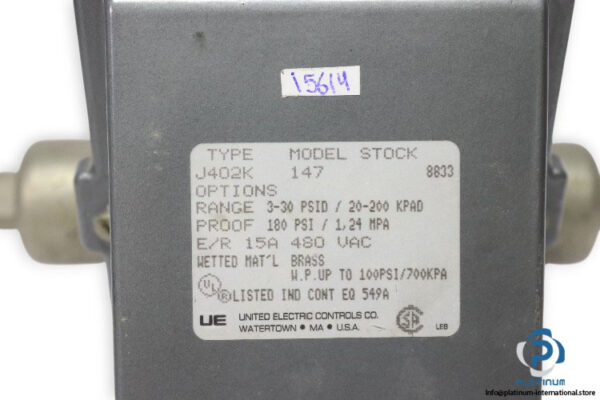 united-electric-J402K-147-pressure-control-switch-(new)-2