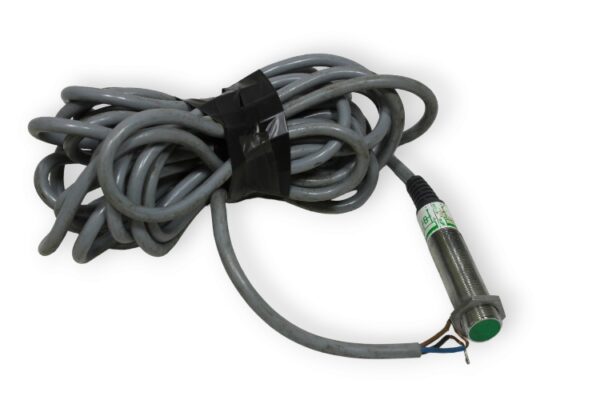 kissling-LA18.XLLP.5-K-M6-24-88-inductive-proximity-sensor-(used)