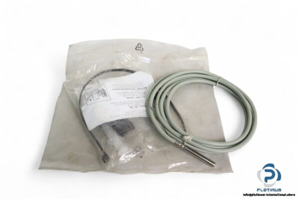 99-679-053-flow-sensor-(new)