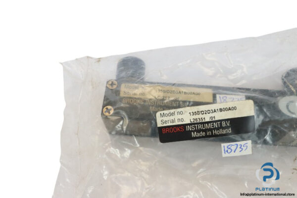 brooks-1350_D2D3A1B00A00-tube-base-(new)-3