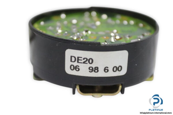 terraneo-DE20-043-985-circuit-board-circle-(new)