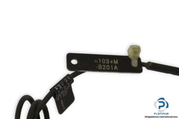 rexroth-R412004580-cylinder-switch-proximity-sensor-(used)-1