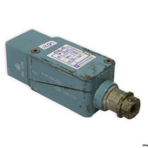 telemecanique-XC2-JD-limit-switch-(Used)