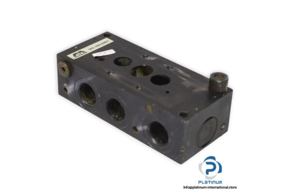 mecman-565-400-000-1-pneumatic-directional-control-valve-(used)