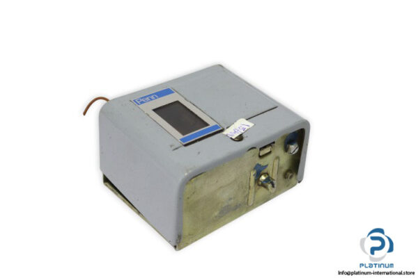 johnson-controls-P74EA-9700-differential-pressure-control-switch-(used)