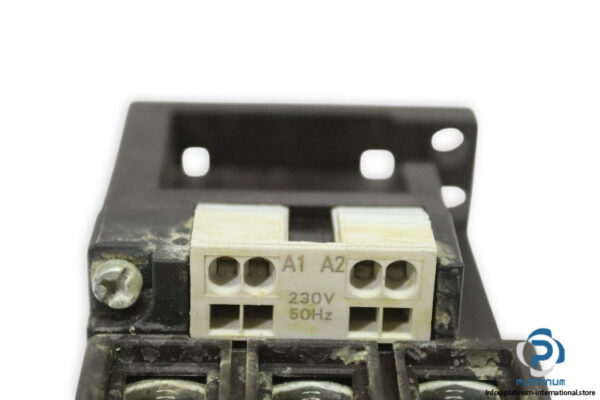 siemens-3RT1034-3AP00-power-contactor-(used)-2