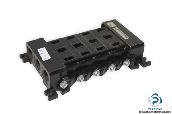 2766130764F-pneumatic-valve-manifold-(used)