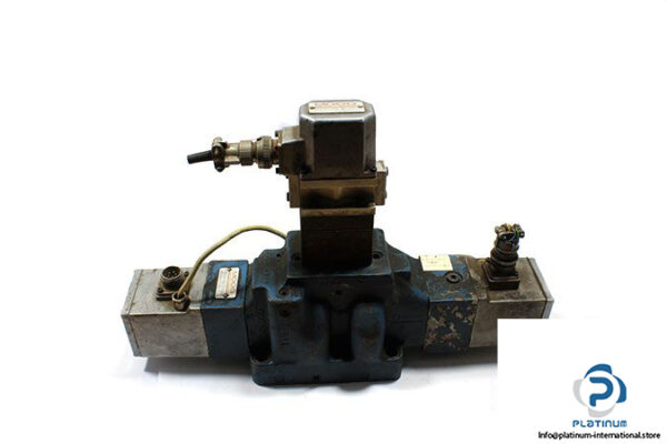 moog-d654-006-proportional-control-valve-4