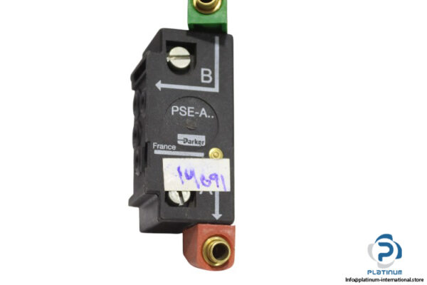 parker-PSE-A-integrated-logic-module-(Used)-1