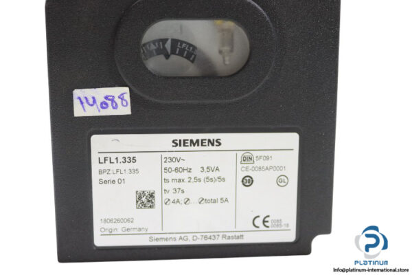 johnson-controls-DP2500-R8-differential-pressure-transmitter-(Used)-2