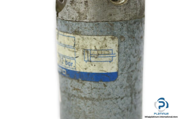 festo-DGW-32-10-round-cylinder-(used)-2