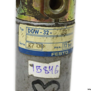 festo-DGW-32-50-round-cylinder-(used)-1