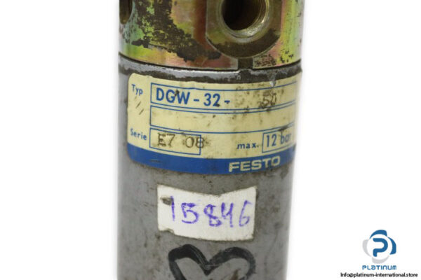 festo-DGW-32-50-round-cylinder-(used)-1