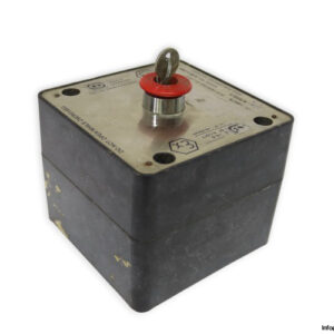 craig-and-derricott-91c3010-explosion-proof-switch-box-with-key(used)