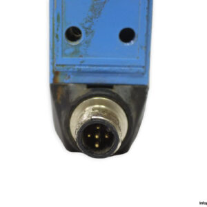 sick-wta24-p5201-photoelectric-proximity-switch(used)-1