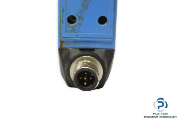sick-wta24-p5201-photoelectric-proximity-switch(used)-1