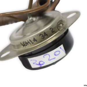 10H14-34-2-snap-disc-thermostat(used)-1