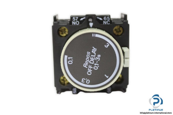 telemecanique-LA3-D20-A65-time-delay-block-(New)-1