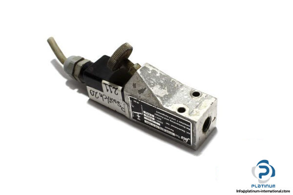 suco-0159-429-14-1-001-diaphragm-pressure-switch-used