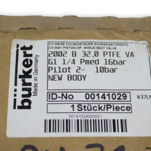 burkert-2002-B-32.0-PTFE-VA-angle-seat-valve-(new)-(carton)-3